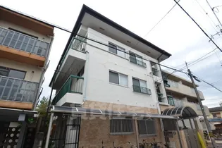 日和マンション【3階】の外観