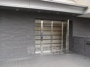 レザンドール東山元町【4階】の外観