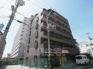 ロイヤル三ツ星2【3階】の外観