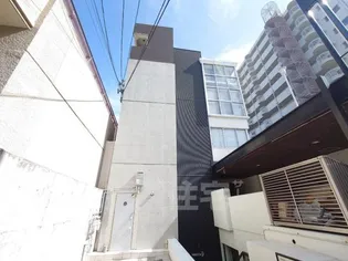 フローレス緑地公園【3階】の外観