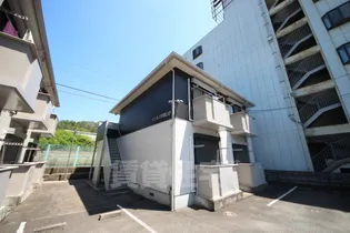 ジュネス平城山A棟【2階】の外観