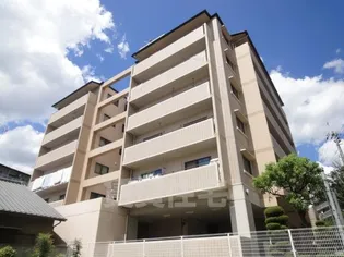 大阪府吹田市上山手町【マンション】の外観