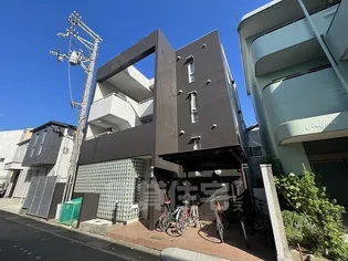 ロイヤルメゾン西宮北口.VIII【1階】の外観