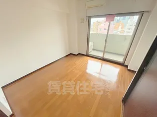 エイペックス新大阪【11階】の居間