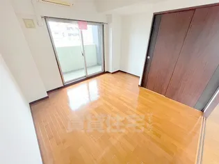 エイペックス新大阪【11階】の寝室