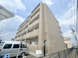 グランディア 上桂【4階】の外観