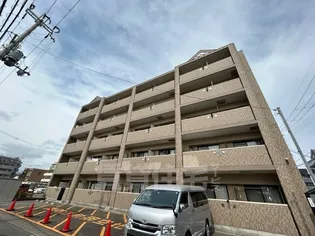 グランディア 上桂【4階】の外観