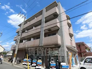 プティモンターニュ【2階】の外観