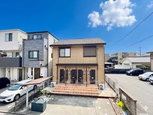 ボンジュール本陣【1階】の外観