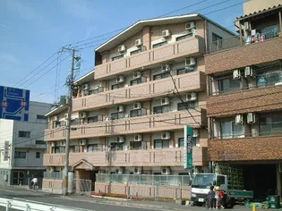 ブルク【2階】の外観