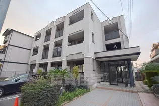 サニー・ヴィラ【2階】の外観