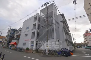 ハイツエルソール【1階】の外観