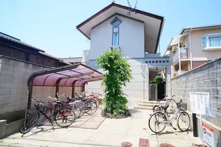 京都府京都市北区等持院西町【マンション】の外観