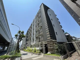 セレニテ甲子園【1階】の外観