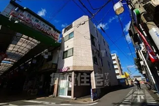 アーバン西三国【2階】の外観