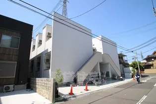 albero alto【2階】の外観