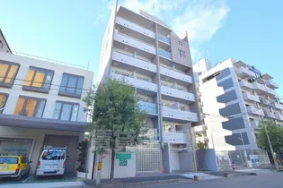 デュウエル東三国【2階】の外観