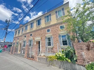 カサフェリス富雄 弐番館【2階】の外観