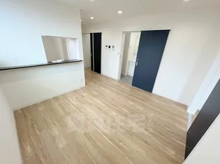 リビングライフ八尾山本【2階】の居間