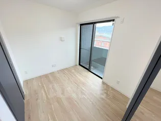 リビングライフ八尾山本【2階】の寝室