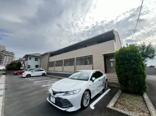 リジュール【1階】の外観