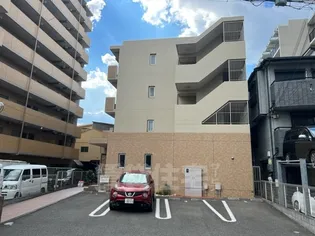 フレスクーラ【4階】の外観