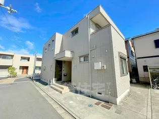 フローラ・ミヤビ【1階】の外観