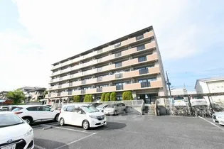 ファミールDAN【3階】の外観