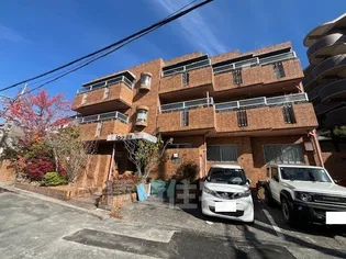 io甲陽園【3階】の外観