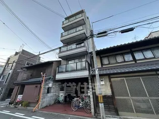 AREA DEUX【1階】の外観