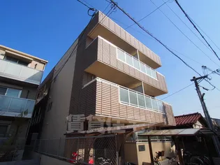 シャンドール太秦【3階】の外観