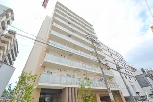 ウェルフォート十三本町【6階】の外観