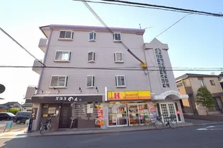 パラストオカザワの画像