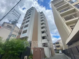 ポルト・ボヌール塚本【3階】の外観