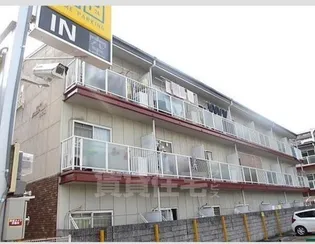 Luis【2階】の外観