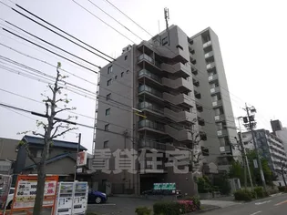 プロビデンス桜山【6階】の外観