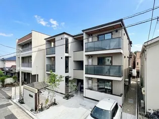ルヴィータ本陣【3階】の外観