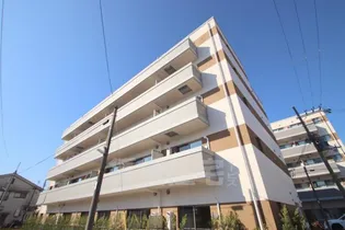 大阪府吹田市日の出町【マンション】の外観