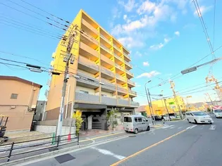 レジデンス久宝寺【5階】の外観