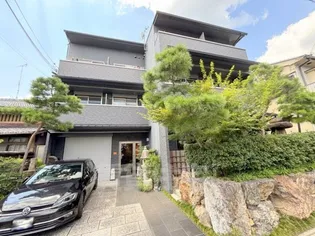 フラッティ衣笠【2階】の外観