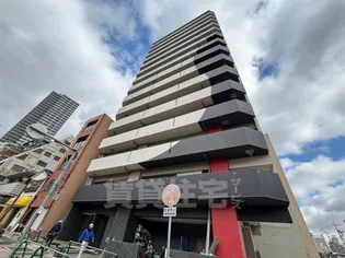 セレニテ元町アリエ【11階】の外観