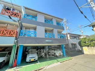 第六セイワコート【1階】の外観