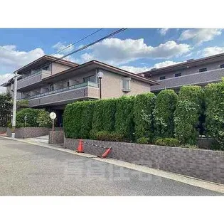 ベレーサ本山【2階】の外観