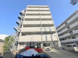 エムロード新大阪【7階】の外観