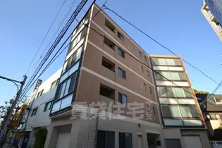 ラウレアの画像