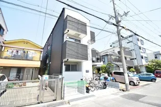 パインズ立花【2階】の外観