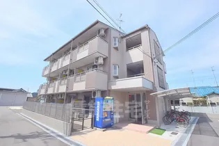 クリスタルマンション【2階】の外観