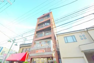 レジデンス・アムール【3階】の外観