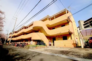 大阪府吹田市上山手町【マンション】の外観
