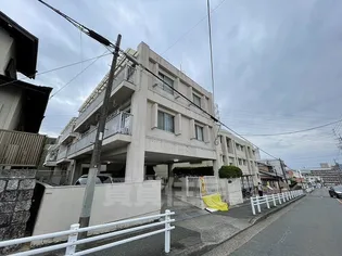 マンションアイユーの画像